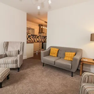 Station View Apartment Pickering